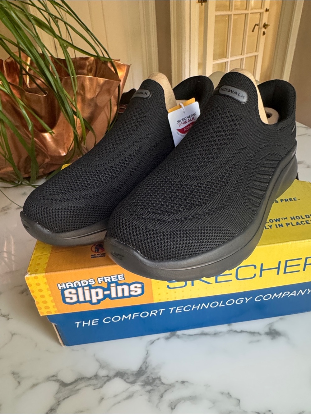 Skechers Women’s Black Handsfree Slip-Ins Arch Fit GoWalk Comfort Shoes